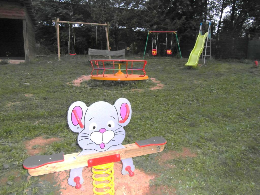モンドヴィ アグリツーリズモ ラ ディモーラ デル コンタディーノヴィラ エクステリア 写真